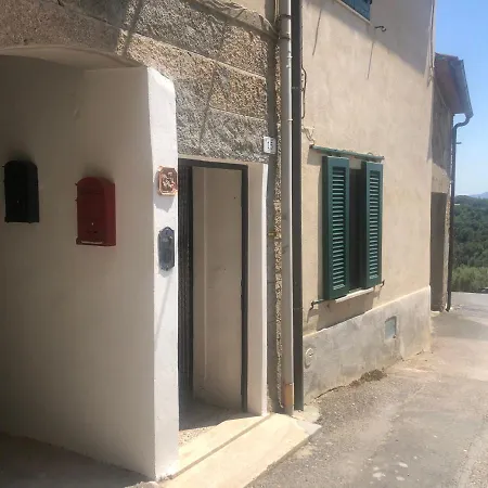 In Collina Con Vista A 15 Minuti Dal Mare Pensión 3*